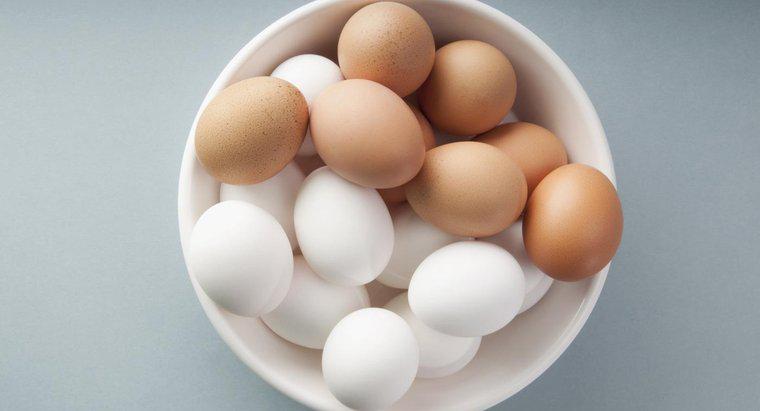Os ovos brancos são branqueados?