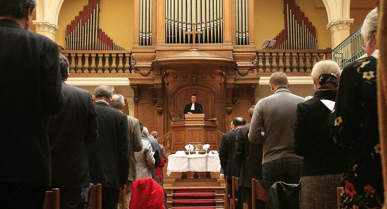 Qual é a diferença entre o luteranismo e o catolicismo?
