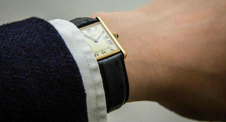 Como você identifica um relógio Cartier autêntico?