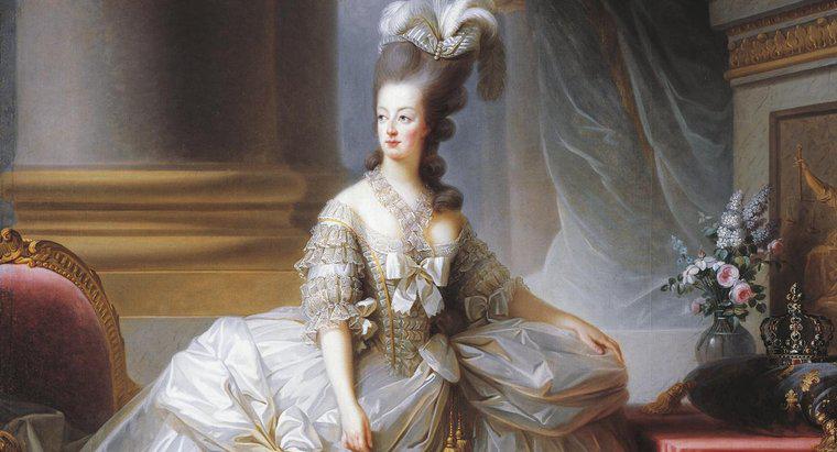 Maria Antonieta foi morta por causa de seu senso de moda?