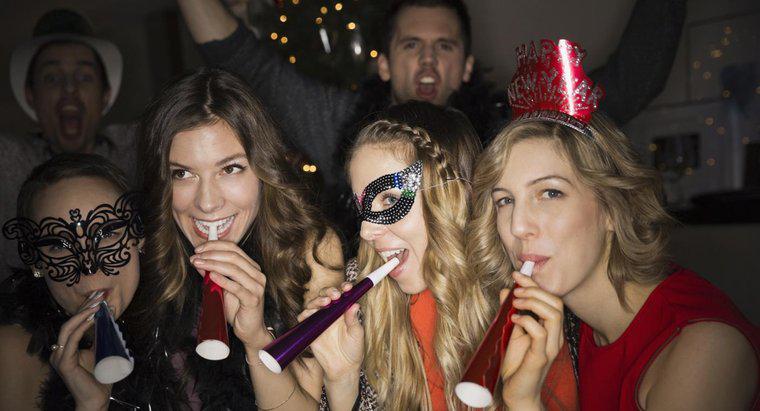 Quais são algumas idéias para uma festa de ano novo para adolescentes?