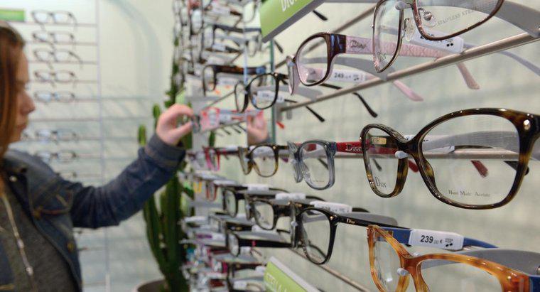 Como você escolhe armações de óculos?