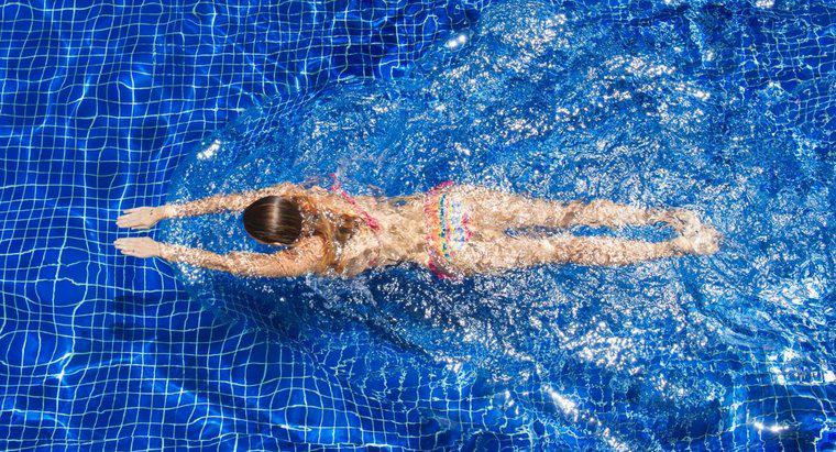 Você consegue nadar depois de ter seu umbigo perfurado?