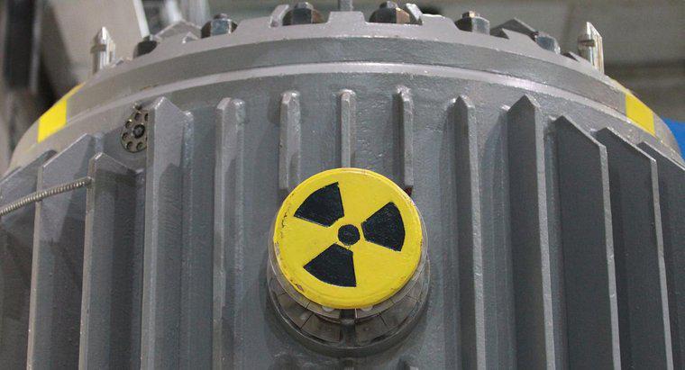 Como os resíduos nucleares são descartados?
