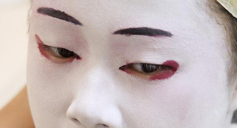 Por que as mulheres japonesas pintam o rosto de branco?