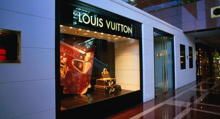 Como a Louis Vuitton se tornou famosa?