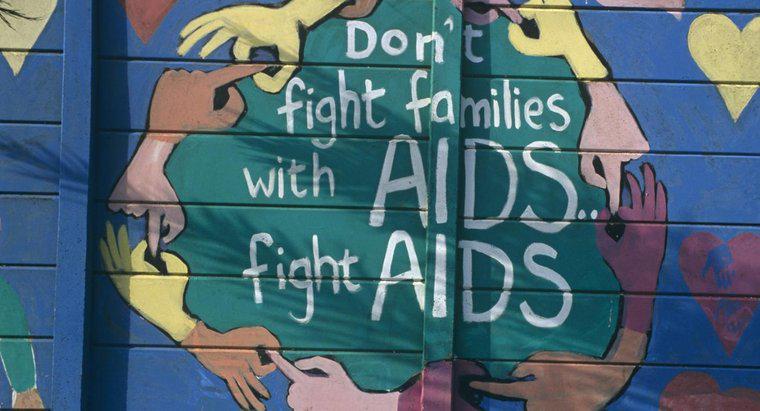 Quando o HIV se transforma em AIDS totalmente desenvolvida?