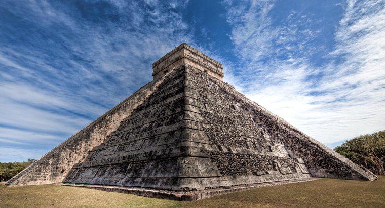 Qual foi o papel da religião na vida maia?