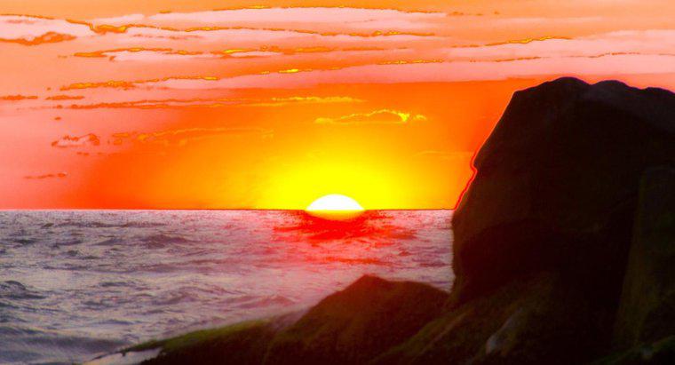 O núcleo da Terra é mais quente que o Sol?