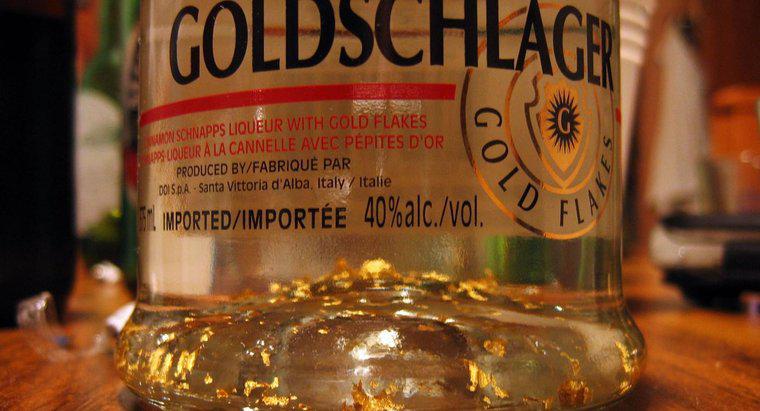 Quais são os flocos de ouro no licor Goldschlager?