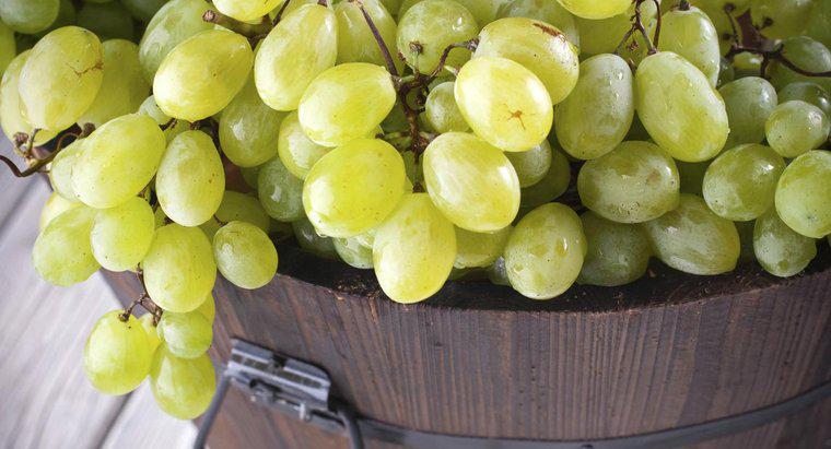 Qual é o valor nutricional das uvas verdes?