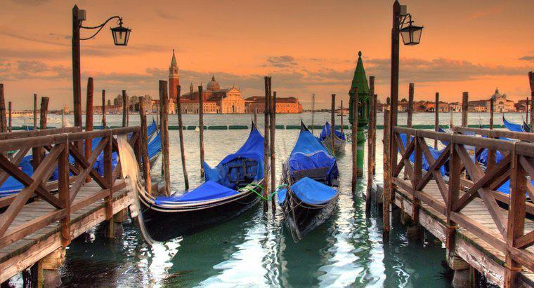 Por que Veneza está debaixo d'água?
