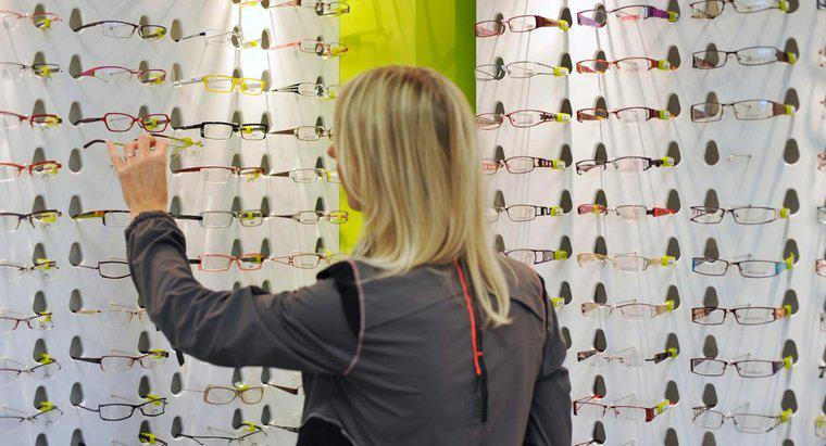 Como você compra armações de óculos da Costco?