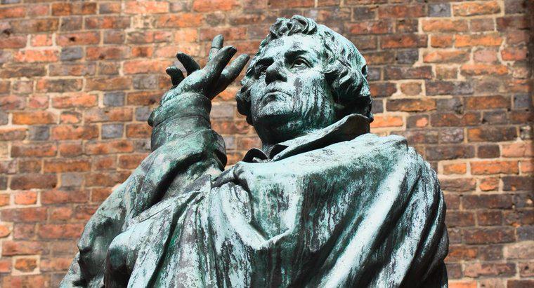 Por que Martinho Lutero escreveu "As Noventa e Cinco Teses?"