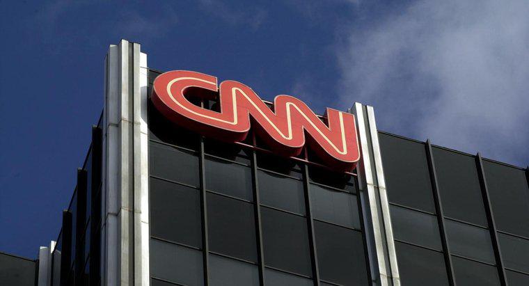 A CNN tem repórteres de notícias femininas?