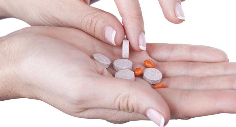 Quais são os sintomas da overdose de vitamina B12?