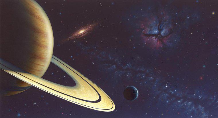 Quanto tempo leva para Saturno girar em seu eixo?