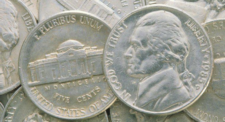 Do que é feita uma moeda de níquel?