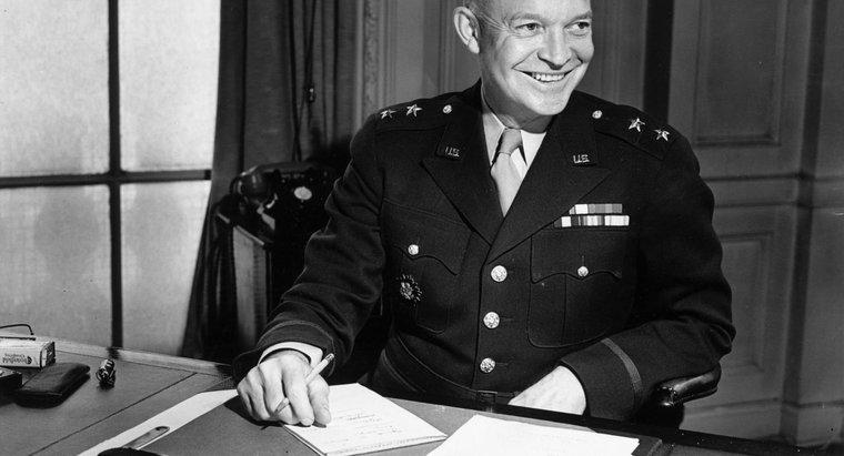 Como Eisenhower conseguiu o nome "Ike"?