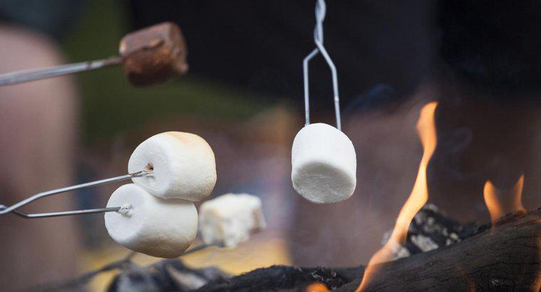 É possível assar marshmallows usando um Duraflame Log?