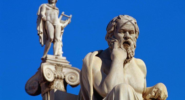 Quais eram as crenças de Platão?