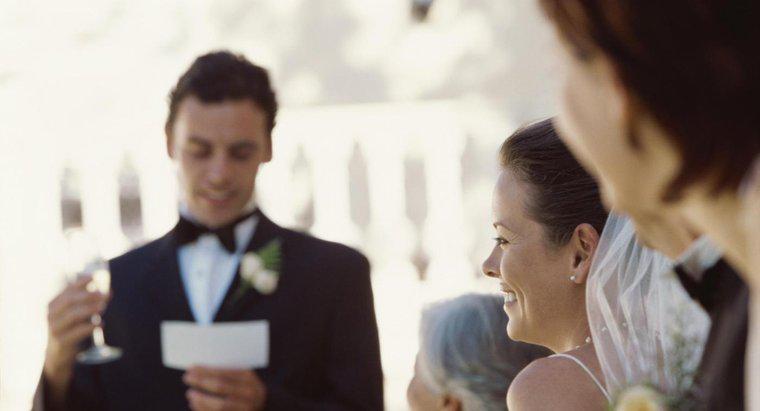 Como você faz um discurso de festa de noivado?