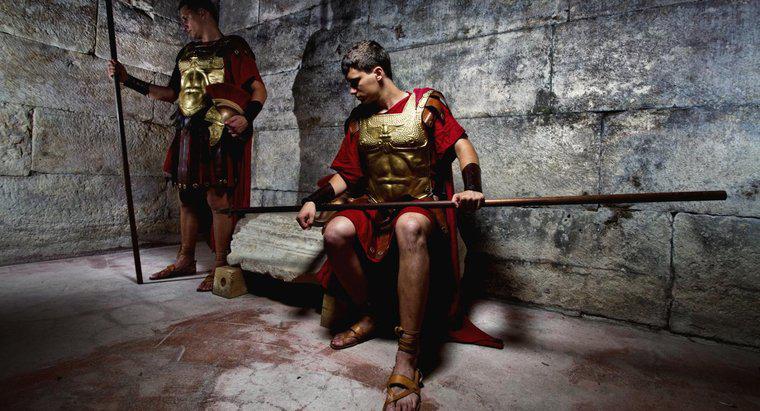 O que os gladiadores vestiam?