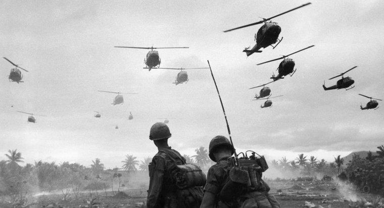 Por que foi travada a Guerra do Vietnã?