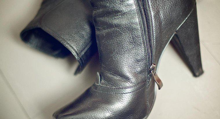 Qual é a melhor maneira de amaciar botas de couro?