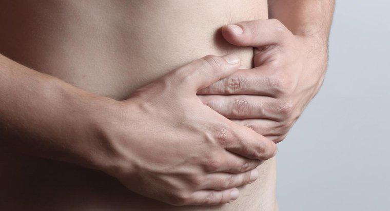 Quais são as possíveis causas da dor do lado esquerdo sob as costelas?