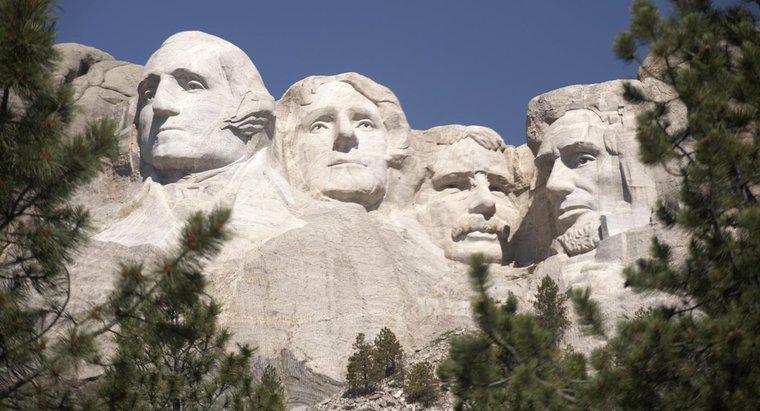 Por que Teddy Roosevelt está no Monte Rushmore?