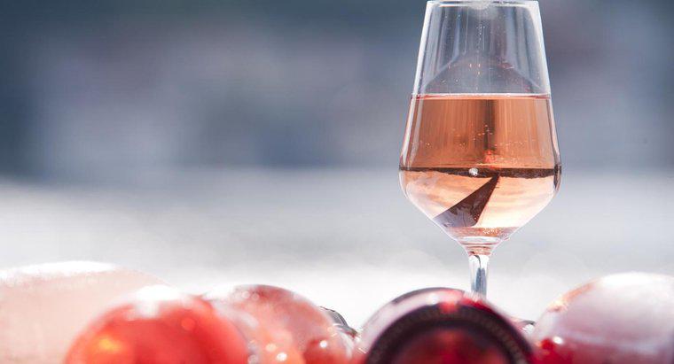 O que é vinho Moscato Rosa?
