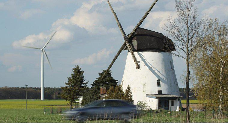 Quem inventou o moinho de vento?