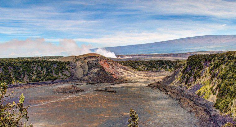 Quais são alguns fatos sobre os vulcões no Havaí?