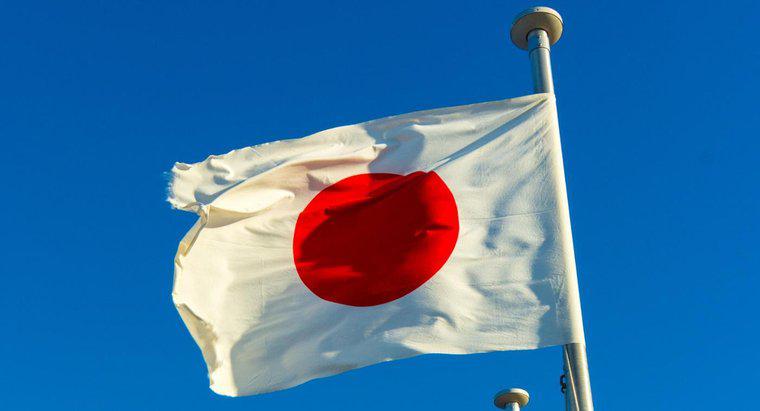 O que representam a cor e o símbolo da bandeira do Japão?