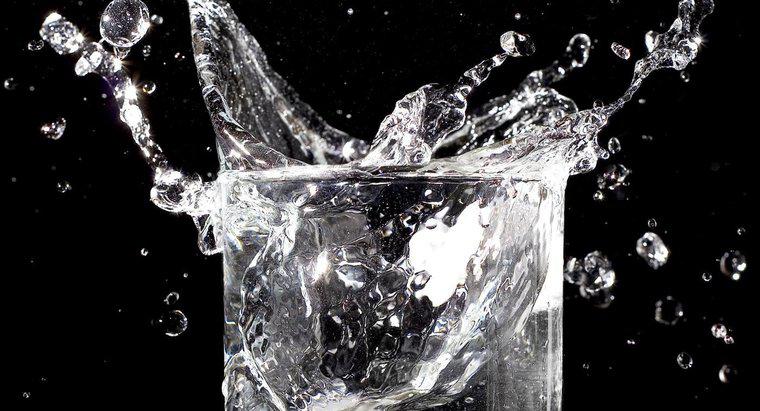 O gelo pesa mais que a água?