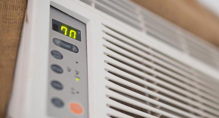 Como você usa a configuração do ventilador em um ar condicionado?