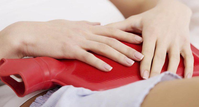 O que causa dor ovariana em mulheres após a menopausa?