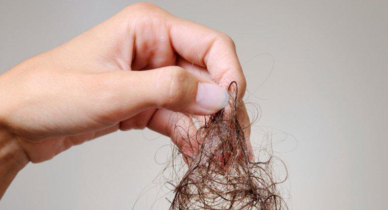 Quanta perda de cabelo é normal para mulheres?