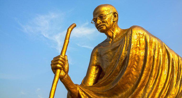 Quais foram os eventos importantes da vida de Mahatma Gandhi?