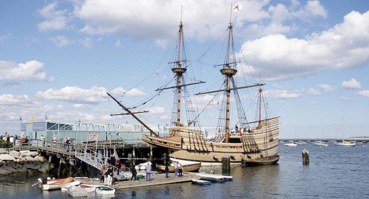 Quantos peregrinos estavam a bordo do Mayflower?