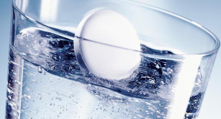 A aspirina é solúvel em água?