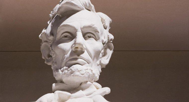 Qual era a cor dos olhos de Abraham Lincoln?