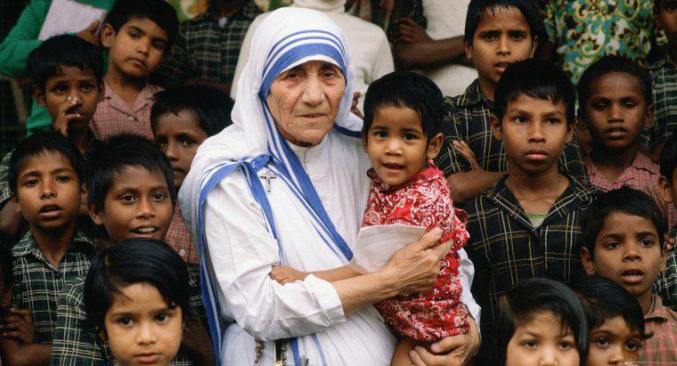 O que Madre Teresa fez?