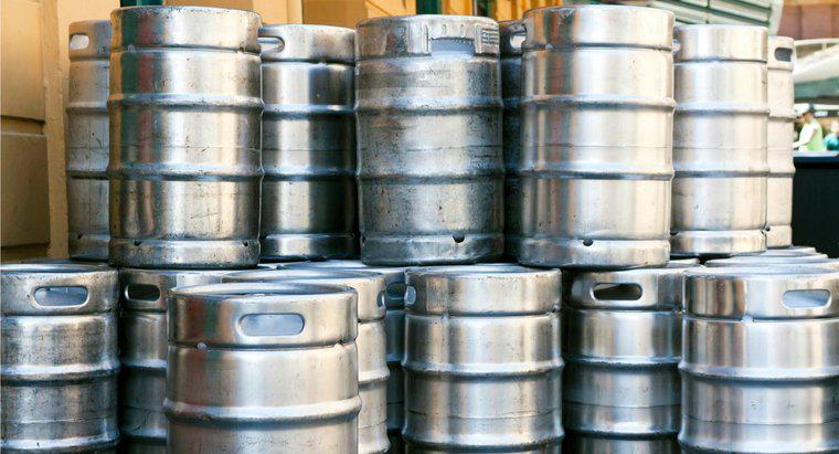 Quanto pesa um meio barril de cerveja?