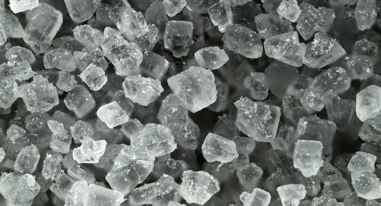 Qual é a diferença entre cristais de sal e açúcar?
