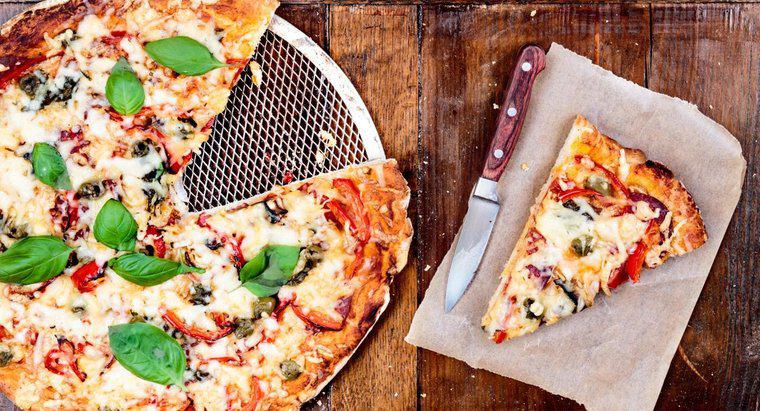 O que é uma receita de massa de pizza usando Bisquick?