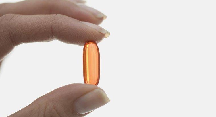 Como você converte 4.000 UI de vitamina D em miligramas?
