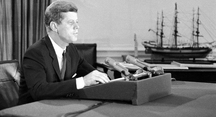 Por que John F. Kennedy foi um bom líder?