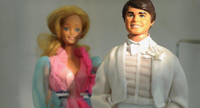 Por que a Barbie terminou com o Ken?